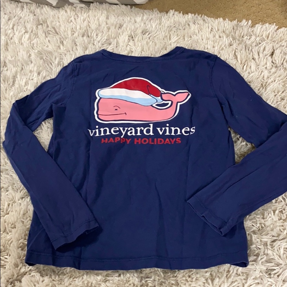 ✨2 for $25✨Vineyard Vines tee